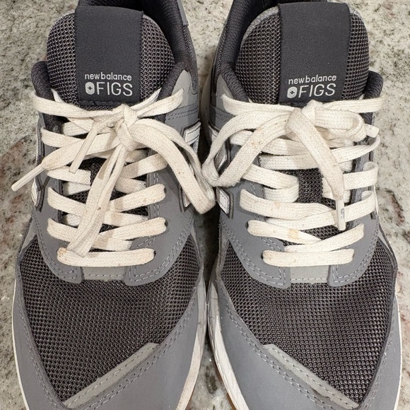 New Balance Mens Figs Sneakers MS574FGR - Picture 1 of 8